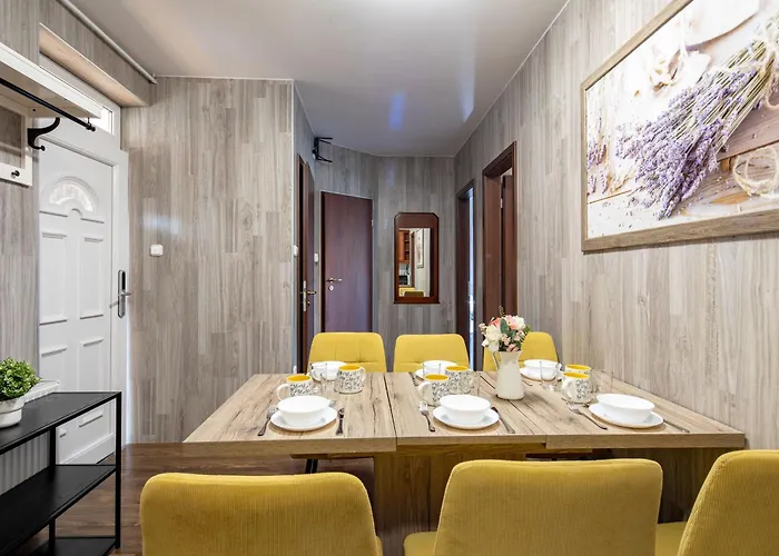 Very Comfy - Relaxing Sleep - Aircon شقة *