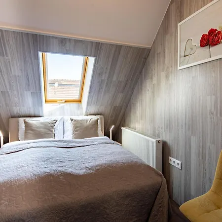 Very Comfy - Relaxing Sleep - Aircon